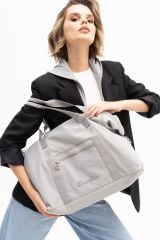 benetton ithal deri el kol çapraz model BNT1180